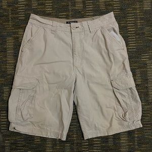 Men’s Grey cargo shorts